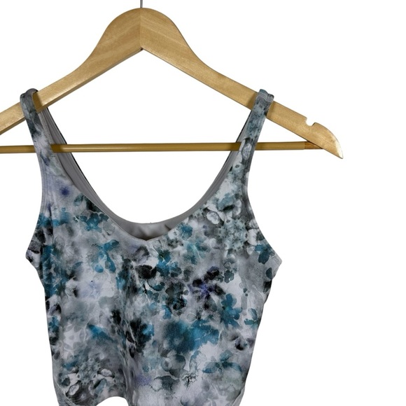 Lululemon Align Tank in Kaleidofloral Blue Size 4 - Picture 11 of 11